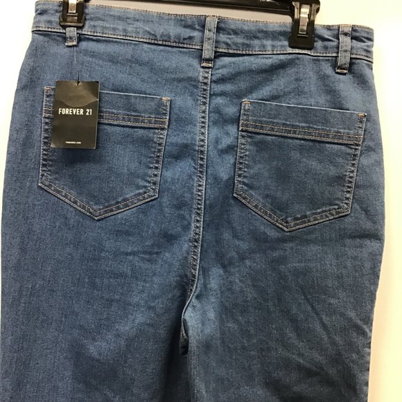 NWT-High Waisted, Wide Leg Jeans - Picture 6 of 7